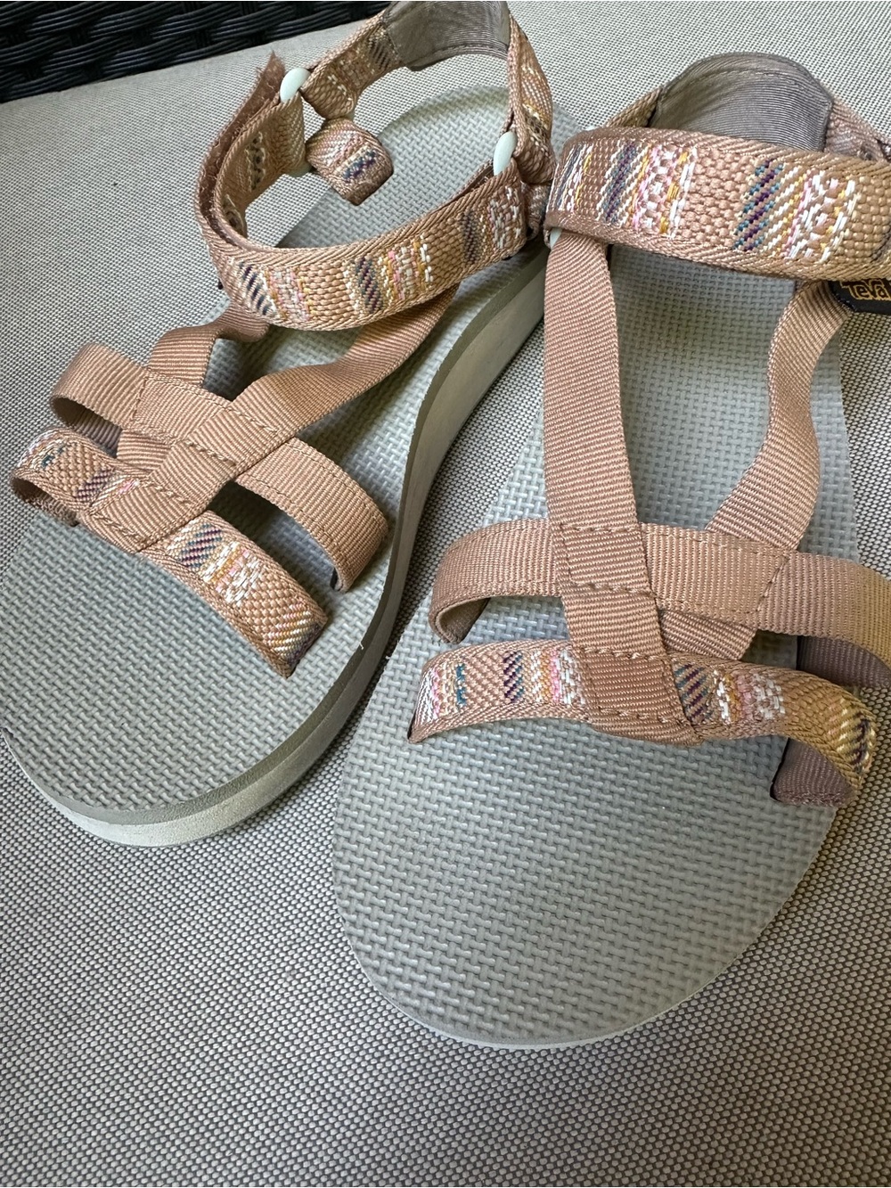 Teva Sandals Arivaca Aviles Tan Platform Sport Shoes Outdoor Pattern Size 9 - Picture 14 of 16